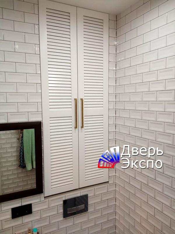 жалюзийные двери для сантехнической ниши 28