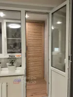 жалюзийная дверь в натуральном шпоне дуба